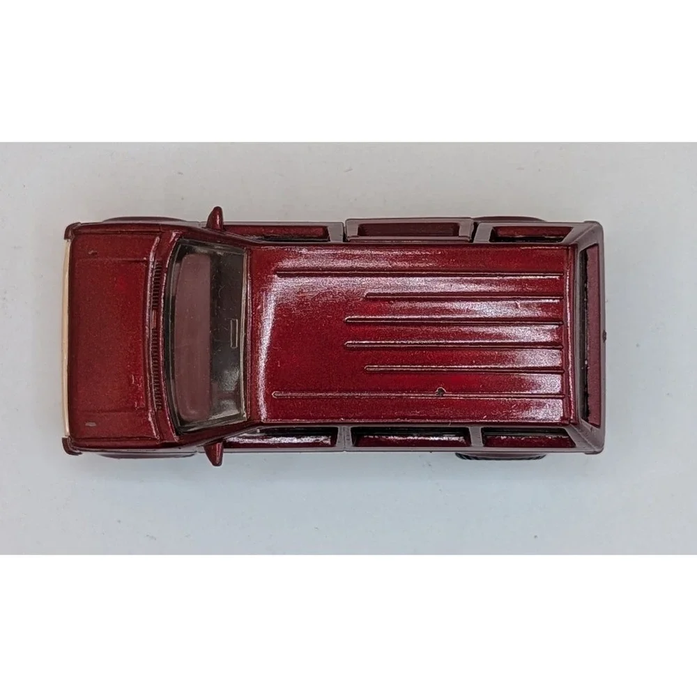 Matchbox 1984 Dodge Caravan Burgundy Diecast Car Made in England Original Box